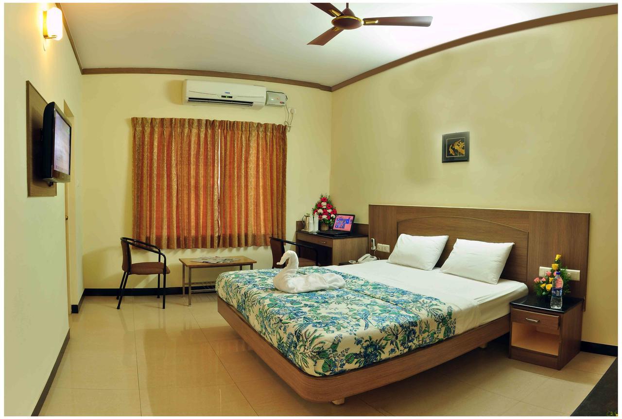 Sk Residency Hotel Coimbatore Buitenkant foto